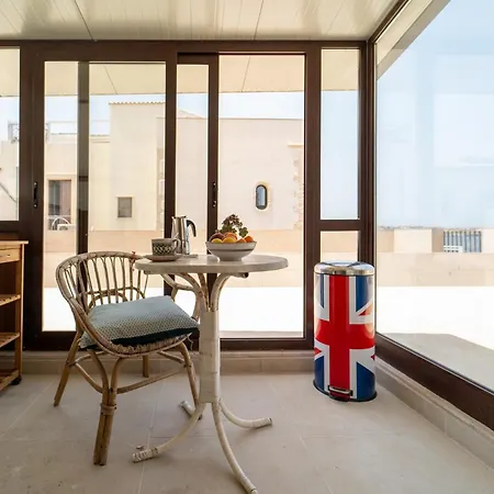 Guesthost - Pam's Seaview Appartement Syracuse